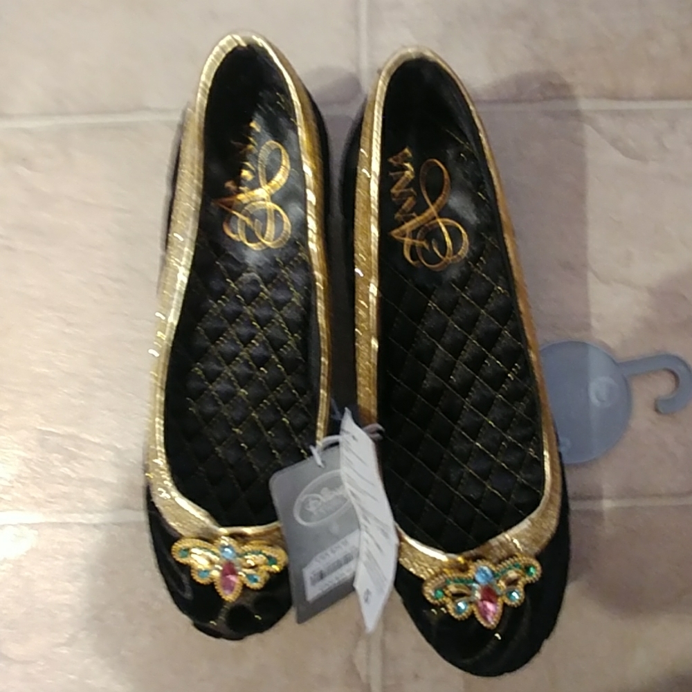 Brand New Disney Frozen Anna Shoes